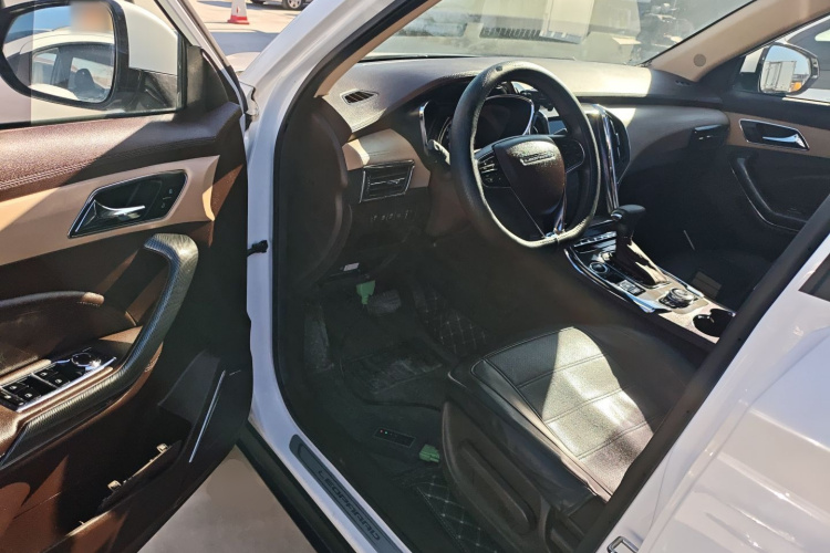 猎豹汽车 猎豹CS9 2018款 1.5T CVT劲朗型中控内饰20