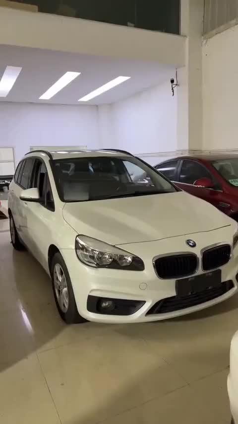 宝马2系多功能旅行车 2015款 218i 领先型讲解1