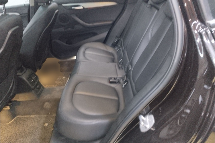 宝马X1 2016款 sDrive18Li 尊享型中控内饰21