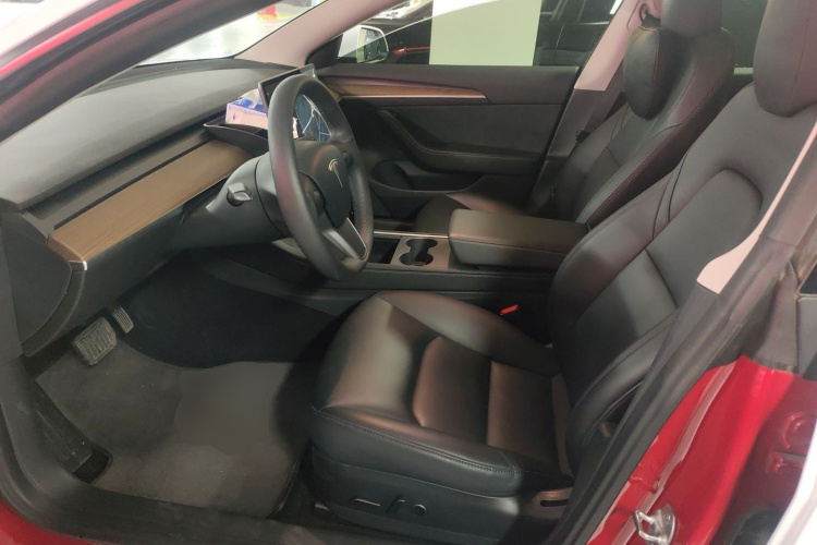 特斯拉 Model 3 2021款 标准续航后驱升级版中控内饰19