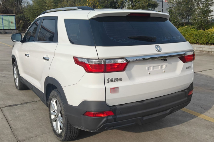 东风风光 风光S560 2018款 1.8L 手动都市型 7座车身外观6004