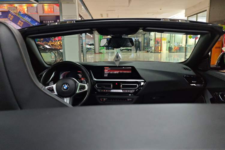 宝马Z4 2019款 sDrive 25i M运动套装中控内饰22
