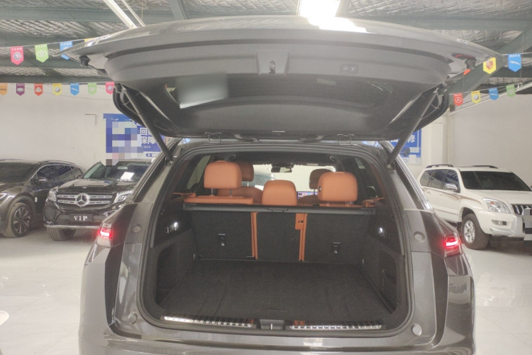 理想汽车 理想L7 2023款 Air机舱底盘23