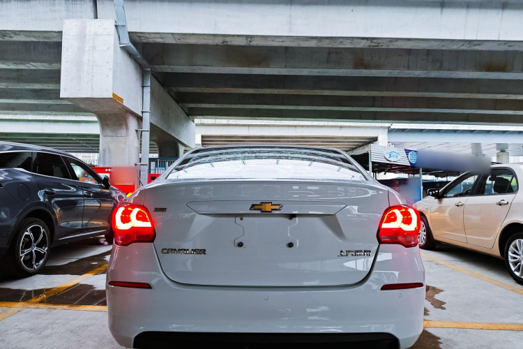 雪佛兰 科沃兹 2018款 320 手动欣悦版车身外观6004