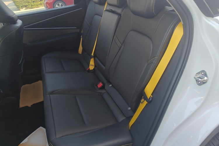 丰田bZ5 2025款 550 PRO智行版中控内饰21