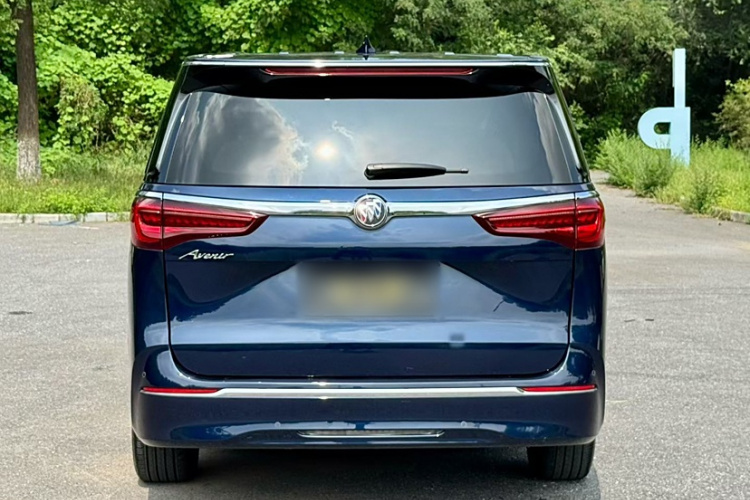别克GL8 2020款 Avenir艾维亚 四座尊礼版车身外观6003
