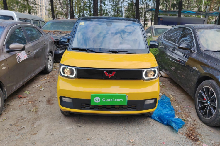 五菱汽车 宏光MINIEV 2021款 马卡龙时尚款 三元锂车身外观2