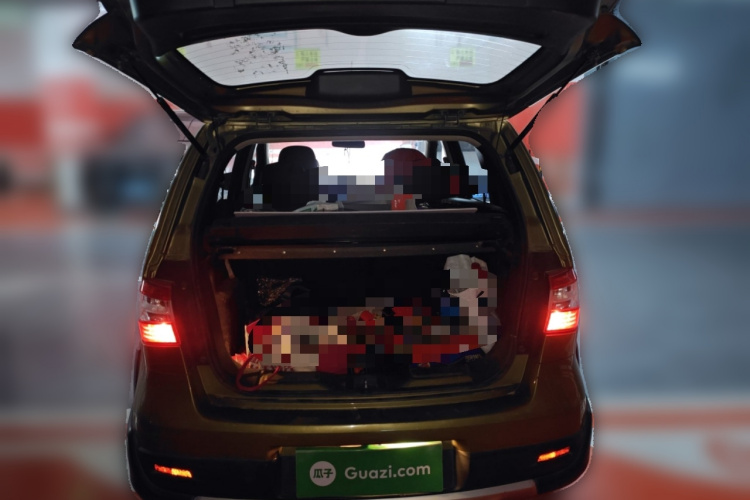 日产 骊威 2013款 劲锐 1.6XL CVT舒适版中控内饰23