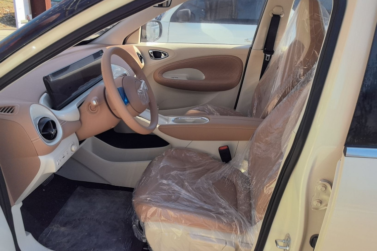 五菱汽车 五菱缤果 2025款 333km 灵犀互联款中控内饰7002