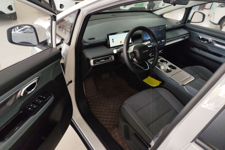 埃安 AION Y 2025款 Plus 610 智享版中控内饰20