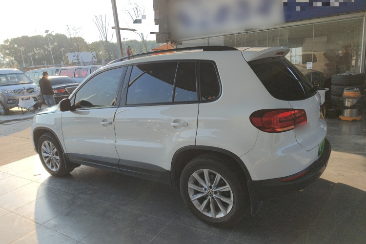 大众 途观 2017款 300TSI 自动两驱丝绸之路风尚版车身外观4