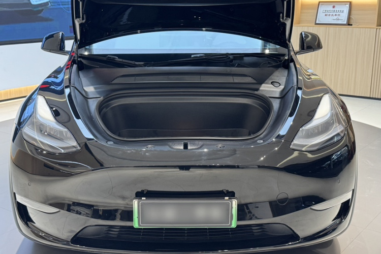 特斯拉 Model Y 2022款 长续航全轮驱动版车身外观6003