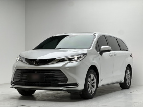 丰田 赛那SIENNA 2024款 2.5L混动 四驱尊贵版