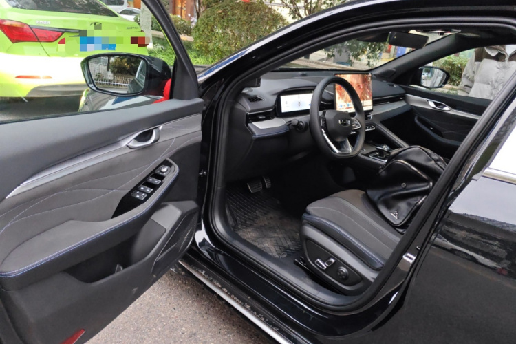 吉利汽车 星瑞 2026款 东方曜 2.0TD 揽星版中控内饰20