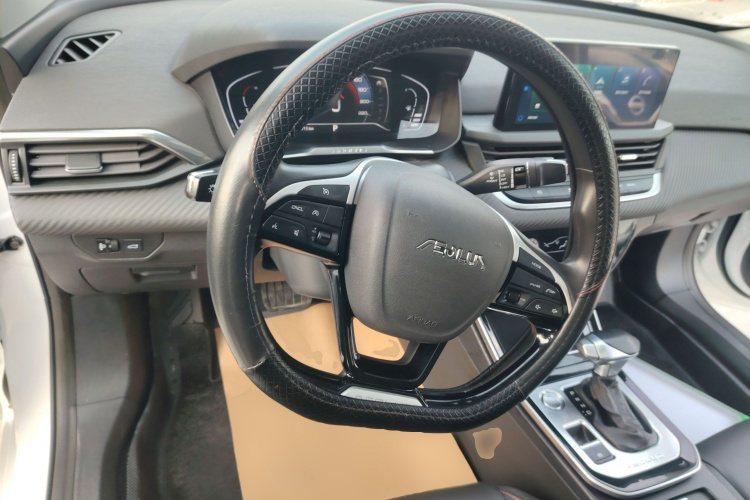 东风风神 奕炫 2020款 230T 自动炫目赛道版中控内饰13