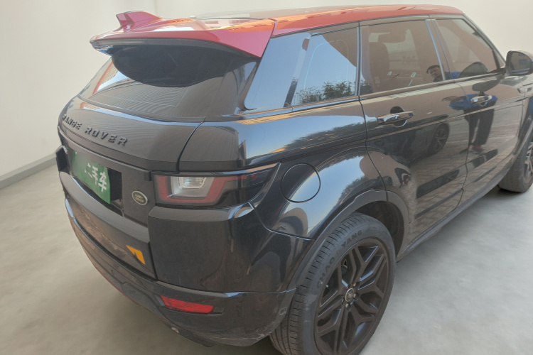 路虎 揽胜极光 2017款 2.0T 绚黑限量版车身外观7