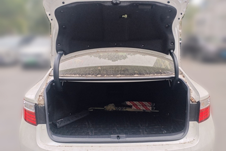 雷克萨斯ES 2014款 250 舒适版局部细节23