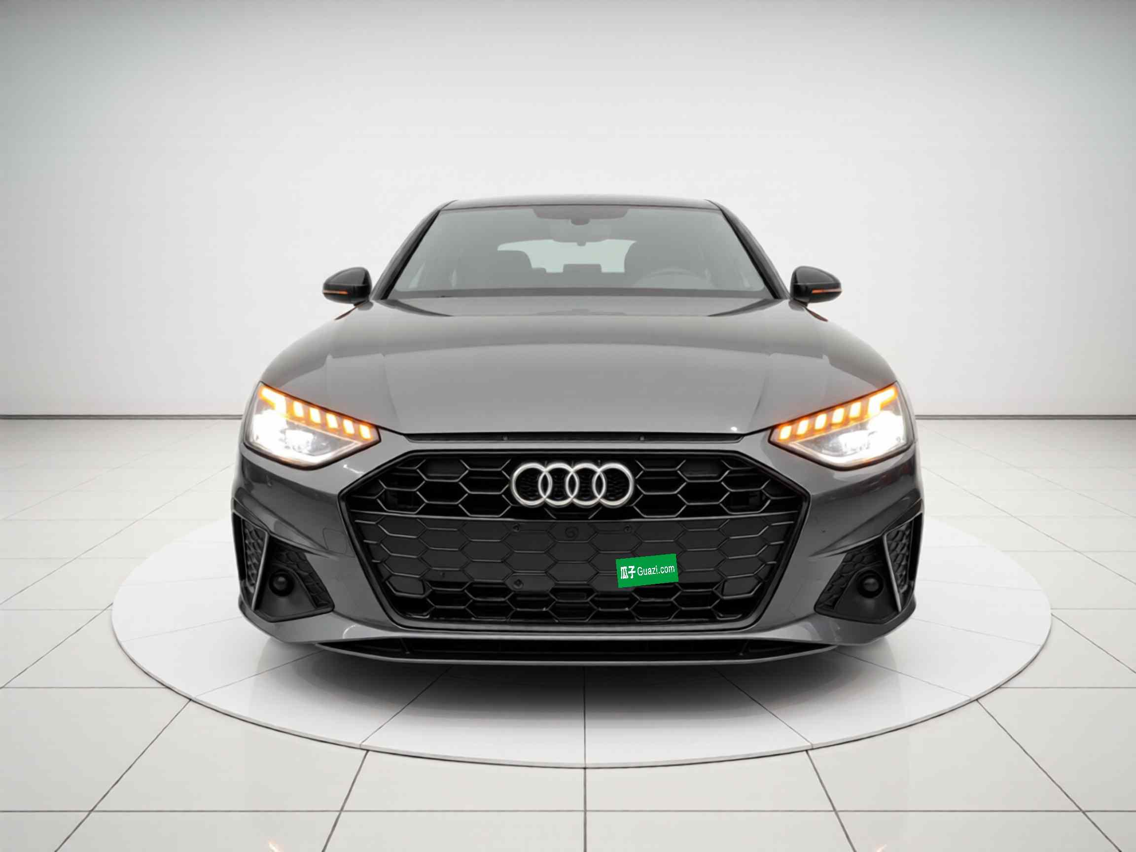 奥迪A4L 2024款 40 TFSI 豪华动感型(1)