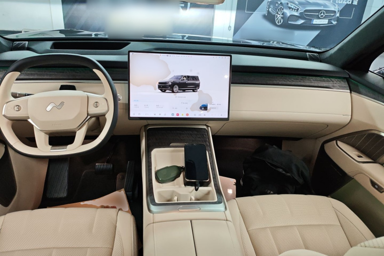 乐道L90 2025款 Ultra 六座版中控内饰12