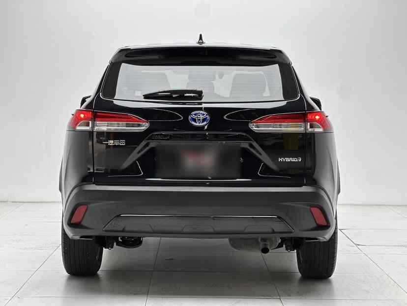 丰田 卡罗拉锐放 2023款 双擎 2.0L 先锋版(2)