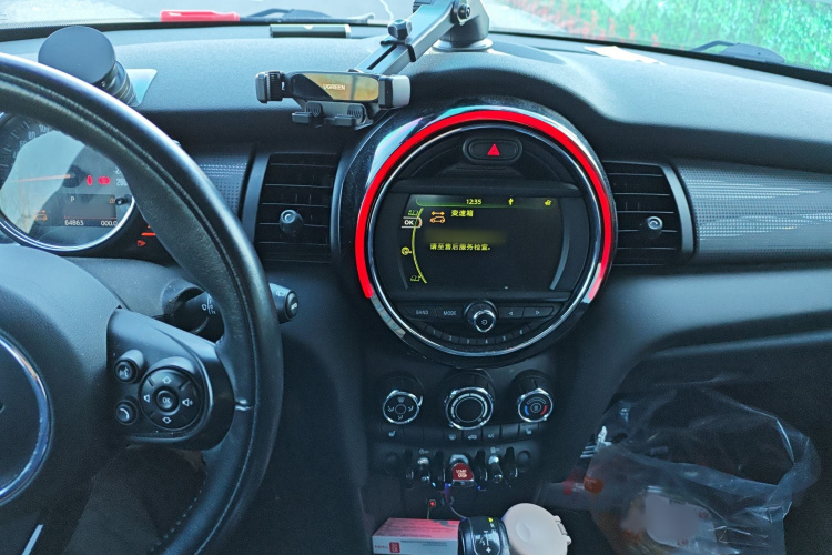 MINI 2015款 1.5T COOPER Fun 五门版局部细节16