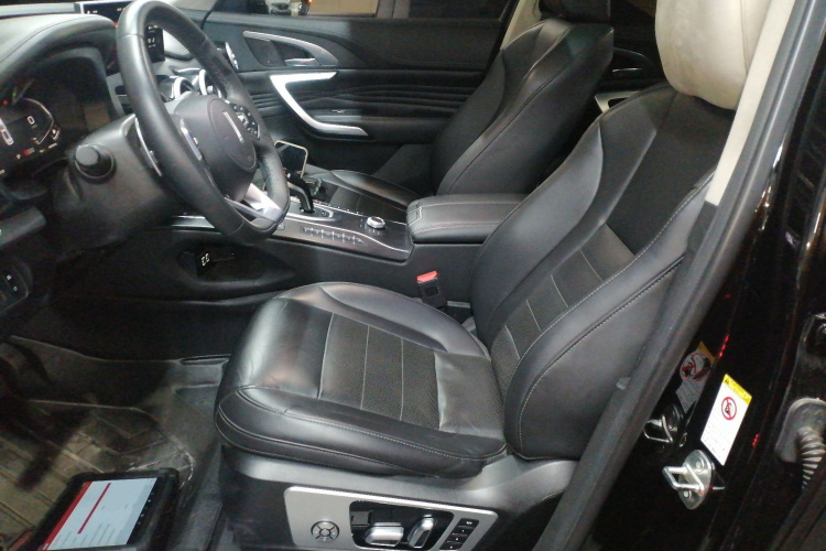 魏牌 VV7 2020款 2.0T 旗舰型局部细节19