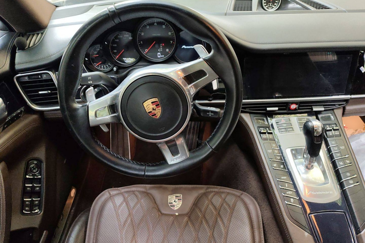保时捷 2016款 Panamera 4 Edition 3.0T中控内饰12