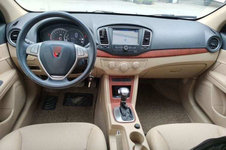 荣威350 2014款 1.5L 自动迅悦版中控内饰7002
