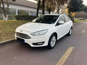 福特 福克斯 2018款 三厢经典 1.6L 自动风尚型智行版