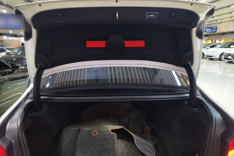 宝马5系 2020款 525Li M运动套装机舱底盘23