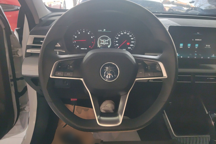 比亚迪 秦 2019款 1.5L 自动豪华型中控内饰13