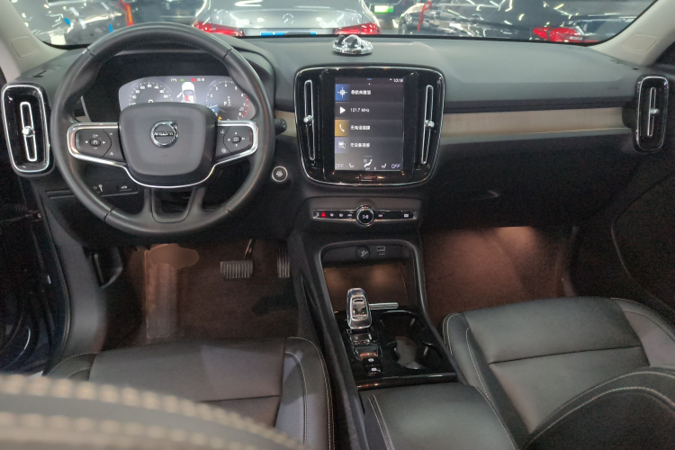 沃尔沃XC40 2020款 T4 四驱智远豪华版中控内饰7002