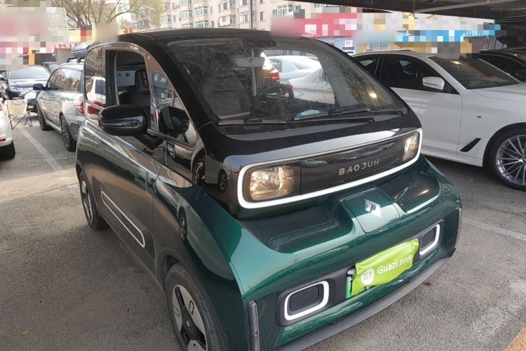 宝骏KiWi EV 2022款 设计师轻享版 三元锂车身外观3