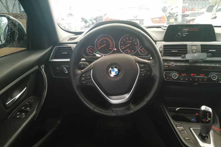 宝马3系 2016款 320Li 时尚型局部细节13