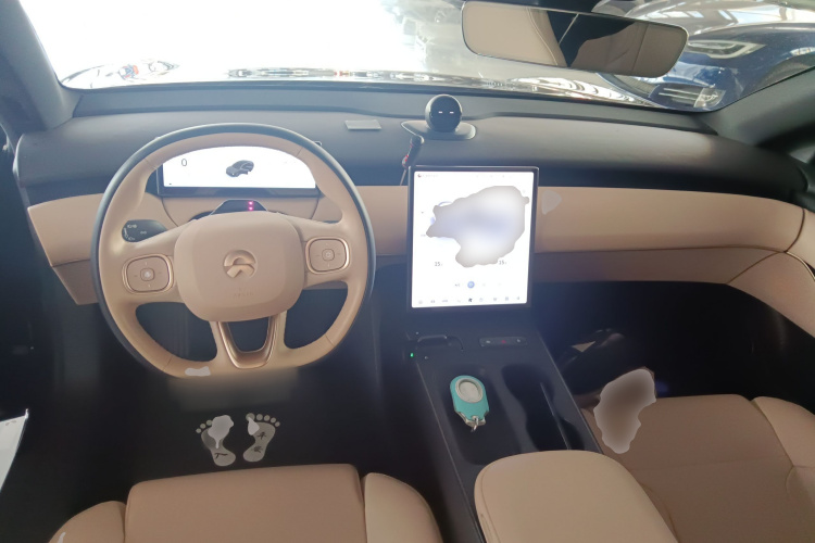 蔚来ET5 2022款 75kWh中控内饰12