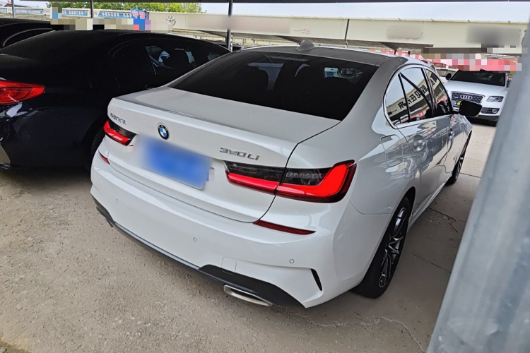 宝马3系 2022款 320Li M运动套装车身外观7