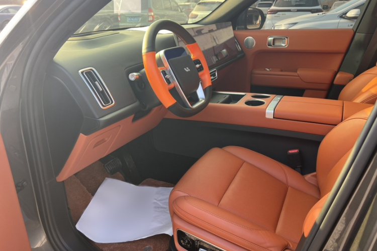 理想汽车 理想L7 2023款 Pro中控内饰7002