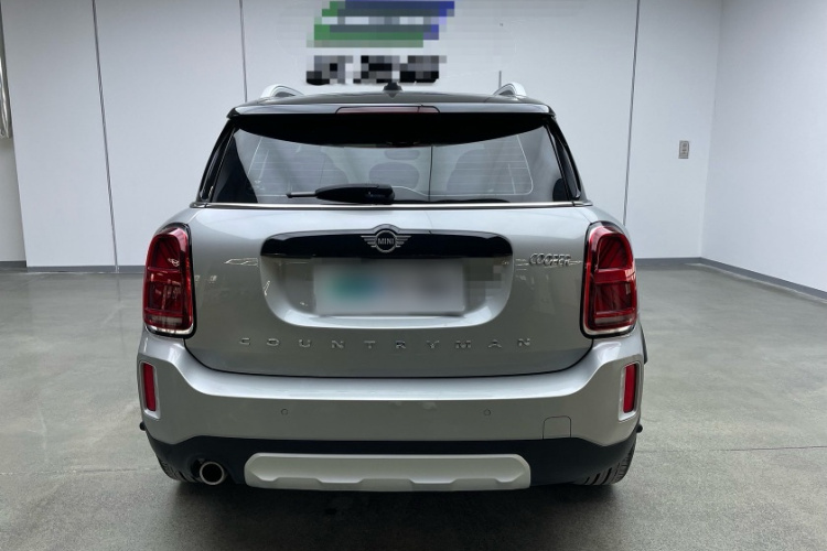 MINI Countryman 2023款 改款 1.5T COOPER ALL4 鉴赏家车身外观6007