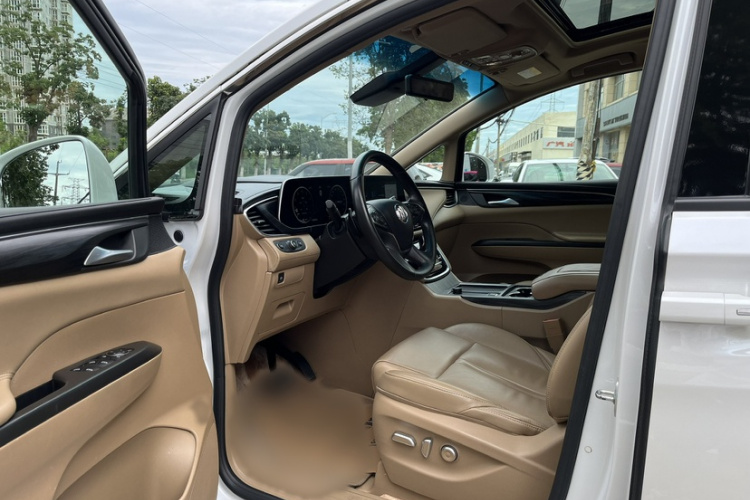 别克GL8 2020款 ES陆尊 653T 尊享型中控内饰7001