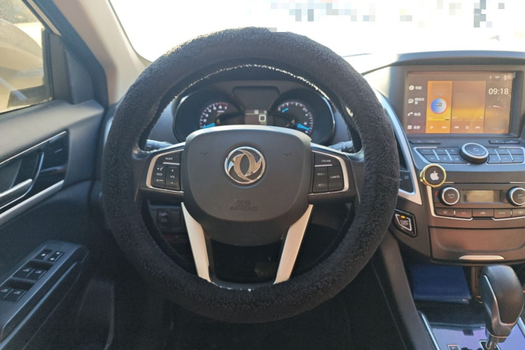 东风风神AX7 2015款 2.0L 自动智逸型中控内饰13