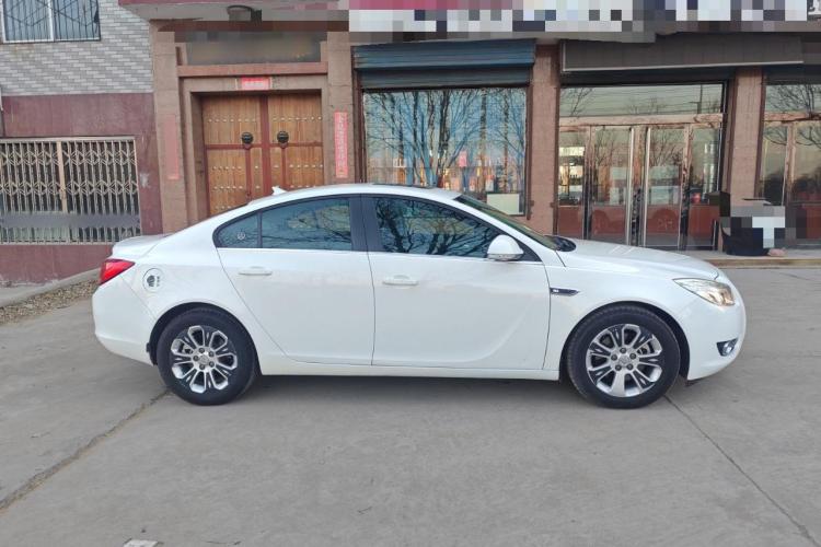 别克 君威 2013款 1.6T 自动精英运动版车身外观6002