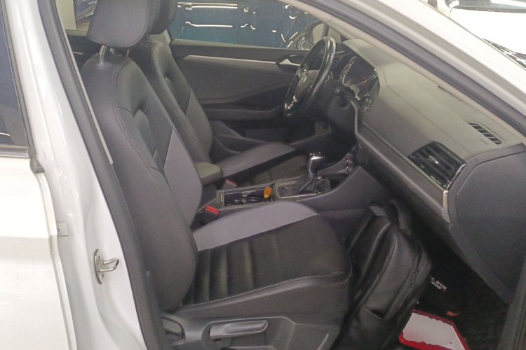 大众 速腾 2020款 280TSI DSG舒适型 国VI局部细节41