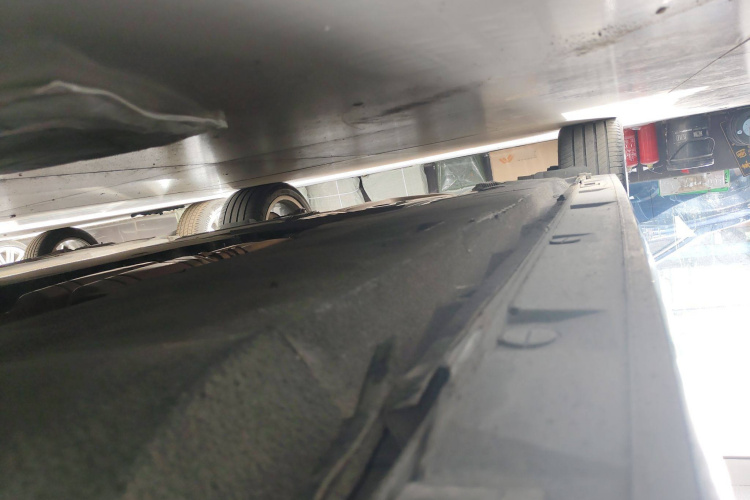 奥迪A6L 2016款 45 TFSI quattro 运动型机舱底盘29