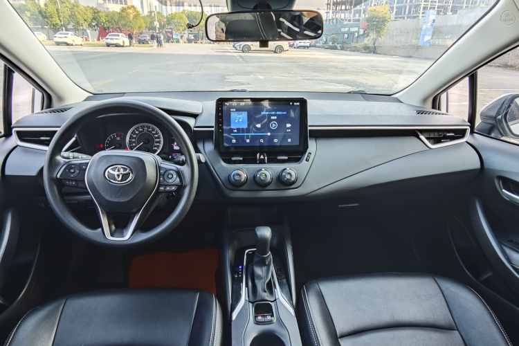 丰田 卡罗拉 2019款 1.2T S-CVT GL先锋版中控内饰7001
