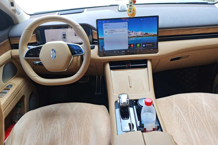 鸿蒙智行 问界M7 2024款 1.5T 后驱Plus版 6座中控内饰12