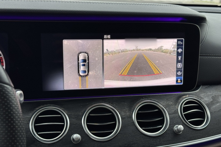 奔驰E级 2017款 E 300 L 运动豪华型中控内饰7009