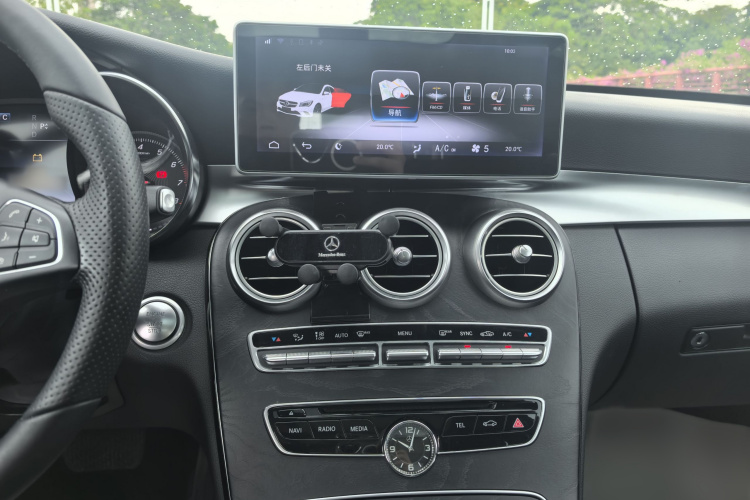 奔驰C级(进口) 2015款 C 200 旅行轿车中控内饰7007