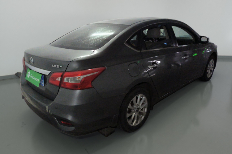 日产 轩逸 2016款 1.6XL 手动豪华版车身外观7