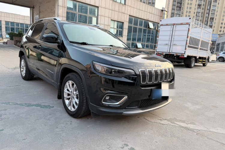 Jeep 自由光 2019款 2.0T 两驱智享版 国V车身外观6003
