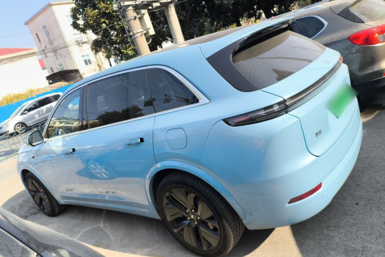 理想汽车 理想L7 2024款 Ultra车身外观4